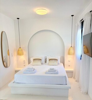 Iron/ironing board, WiFi, bed sheets - Majestic View Villa Studio with Sea View and Jacuzzi (Arkasa)
