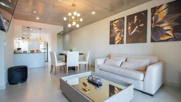 Apartemen, balkon, pemandangan kota | Area keluarga
