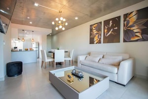Apartment, Balcony, City View | Living area