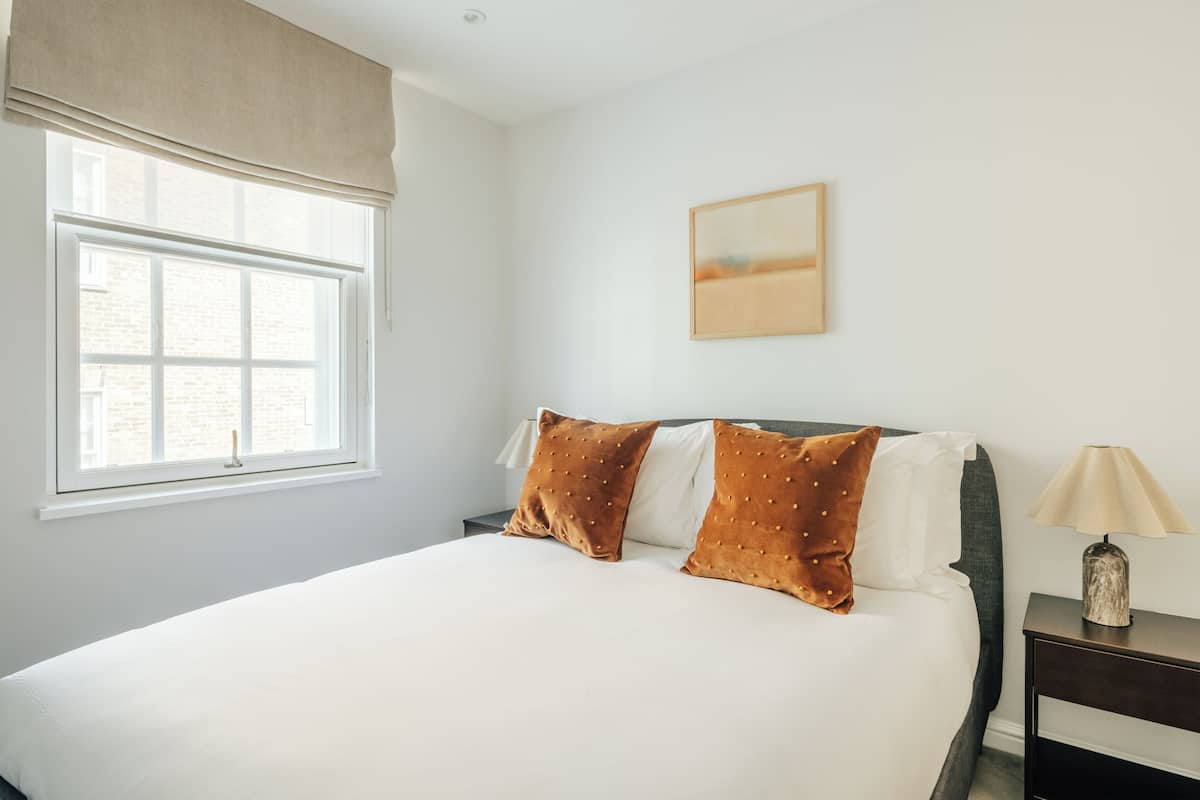 Laptop workspace, iron/ironing board, free cots/infant beds, free WiFi