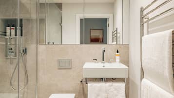 Apartment, 3 Schlafzimmer, Küche | Badezimmer