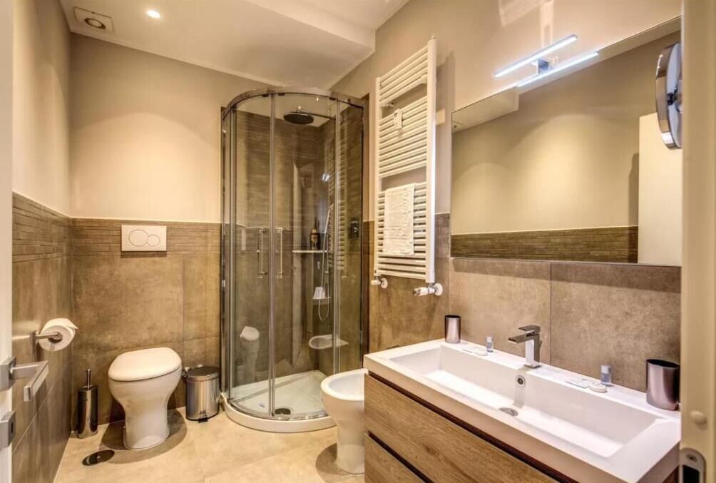 Departamento, vista a la ciudad | Baño