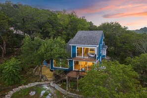 Exterior - Fully Renovated Lakeside Home - Boat Dock, Firepit, Gorgeous Views! (Lago Vista)