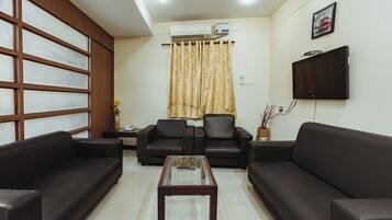 Suite | Living area