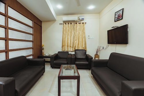Hotel Shiva Grand