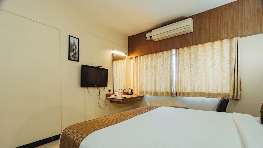 Hotel Shiva Grand