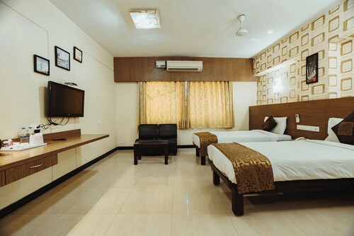 Hotel Shiva Grand