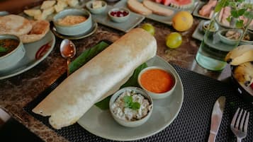 Petit déjeuner continental compris tous les jours