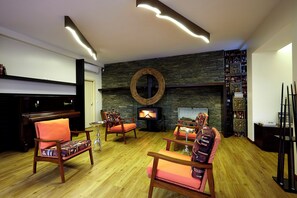 Interior - Quinta Rainha Santa Mafalda - Douro Valley Design Villa (Lugar da Posta - Pinhão)
