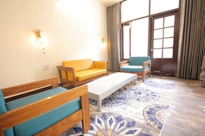 Lobby sitting area - Palette Riverside Resort Maldevta (Dehradun)