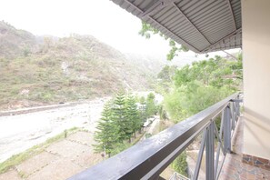 Property grounds - Palette Riverside Resort Maldevta (Dehradun)