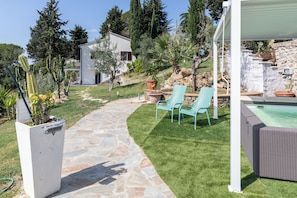 Ferienhaus, Gartenblick | Pool