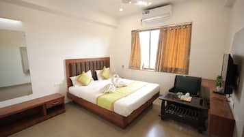 Deluxe Double Room, City View | Free WiFi