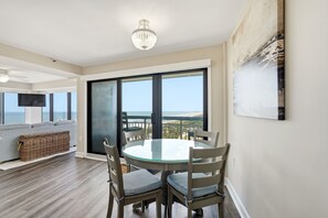 Dining - Endless Sea Escape - Oceanfront Forest Dunes 1BR (Myrtle Beach)