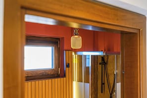 เพนท์เฮาส์, วิวเมือง | ห้องน้ำ