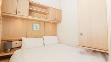 3 bedrooms, WiFi (free), individually decorated, individually furnished