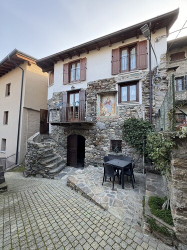 Casa Patty – Fresco and Stone Charm in Civo, Valtellina