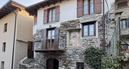 Casa Patty – Fresco and Stone Charm in Civo, Valtellina