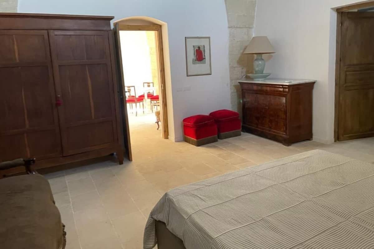 Apartment, Patio, Courtyard View | Free WiFi, bed sheets