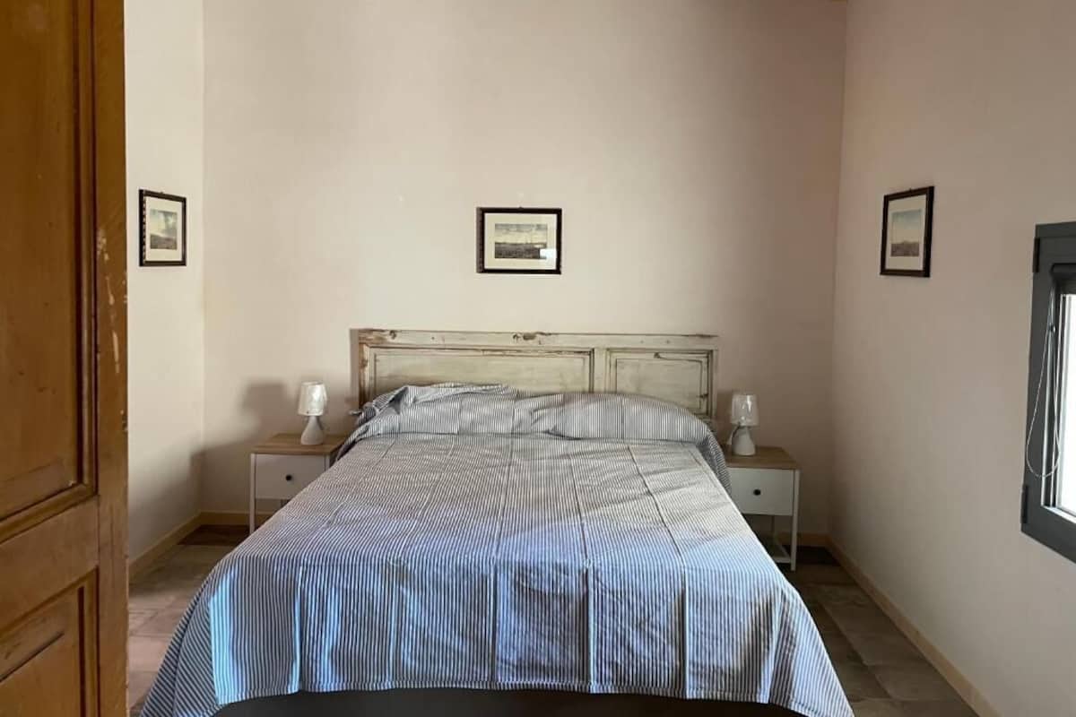Appartement, patio, vue sur la cour intérieure | Accès au Wi-Fi (inclus), literie fournie