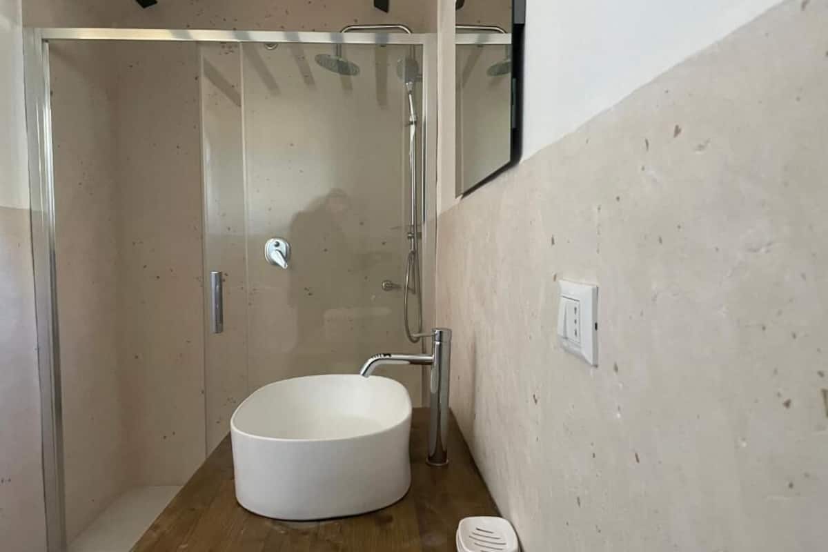 Apartment, Patio, Courtyard View | Bathroom | Bidet, towels, toilet paper