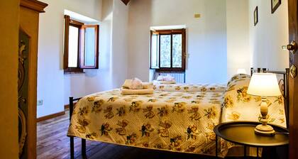 Sabina Family Room