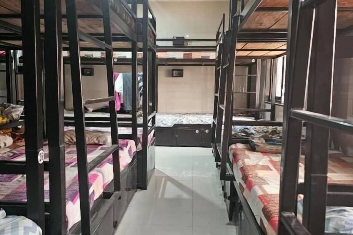 Shared Dormitory | Free WiFi