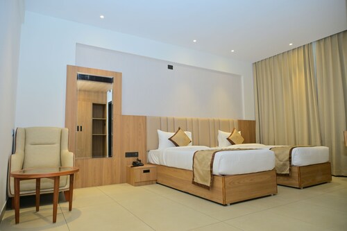 BHAVANIS Vista by Icon