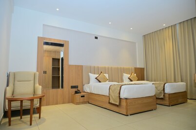 BHAVANIS Vista by Icon