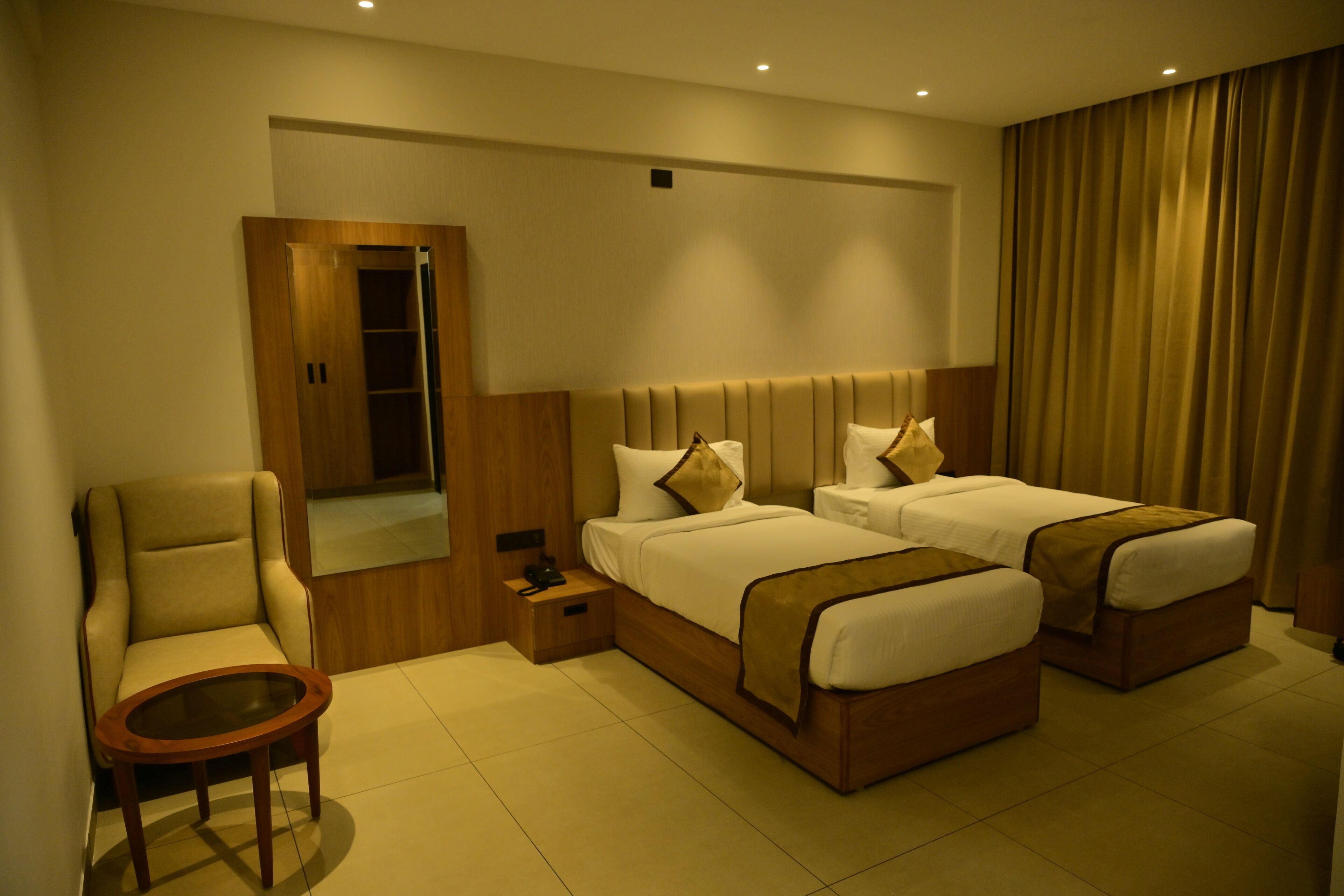 Desk, laptop workspace, free WiFi, bed sheets
