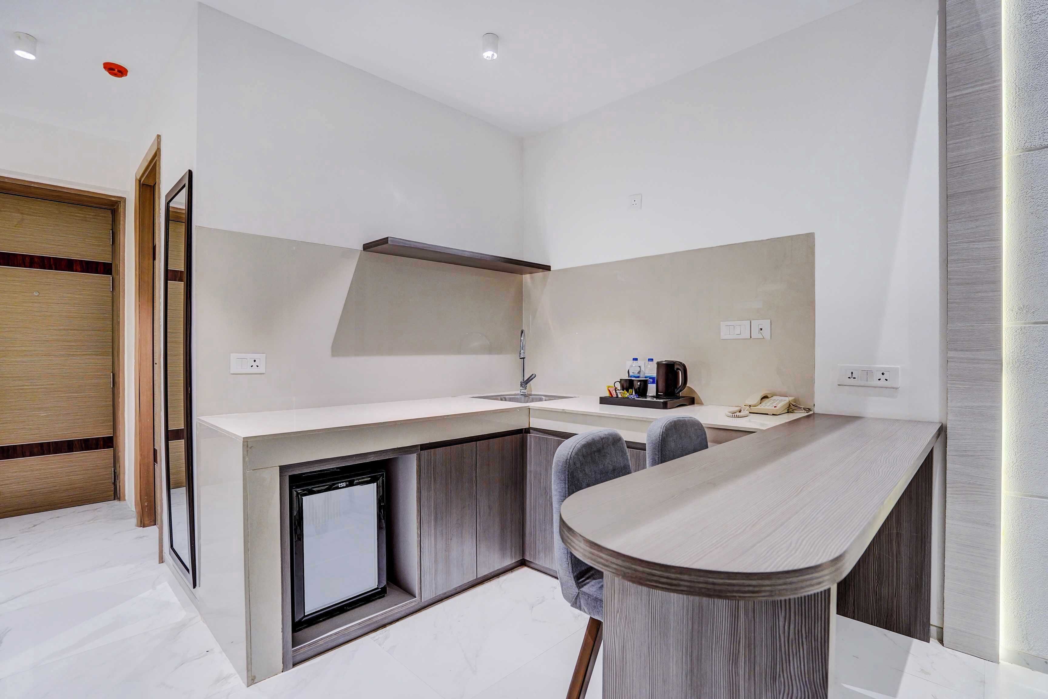 Executive Duplex, Balcony | Meja, seterika/papan seterika, Wi-fi percuma, cadar katil 