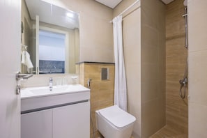 Apartment, Balcony | Bathroom - Bloomfields Studio The Gate Masdar (Abu Dhabi)