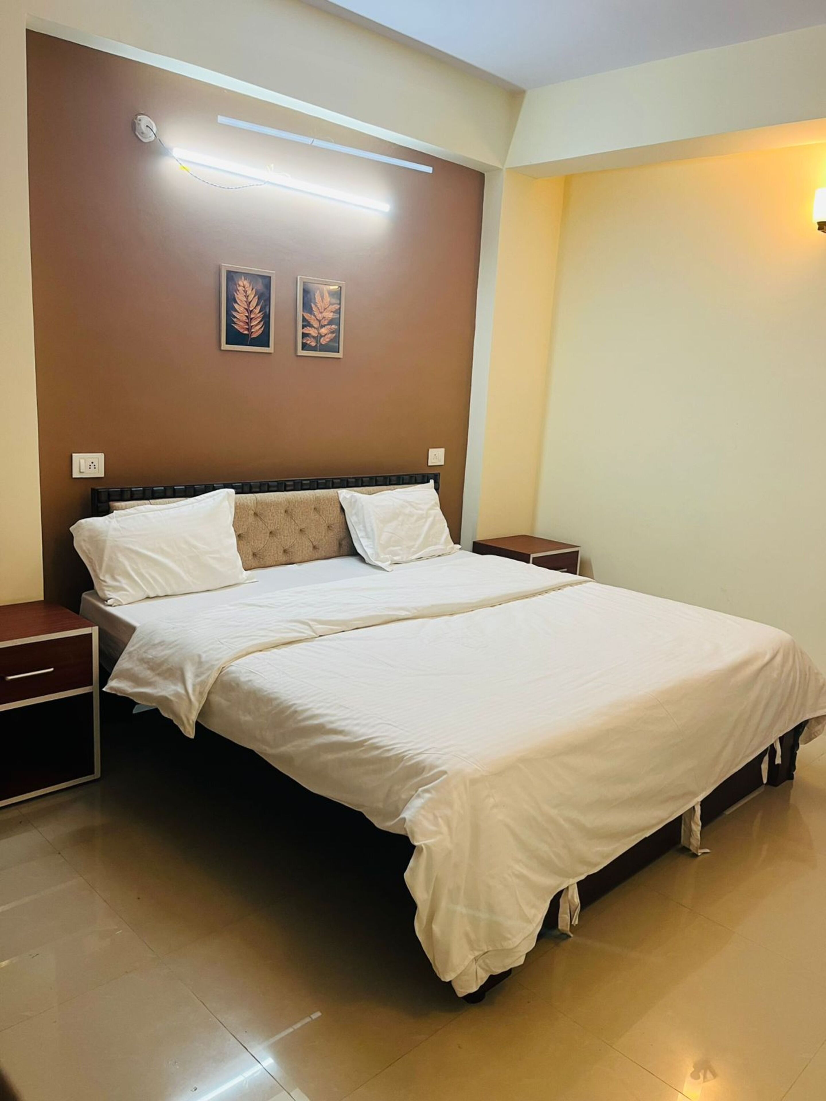 Apartment | Rollaway beds, bed sheets