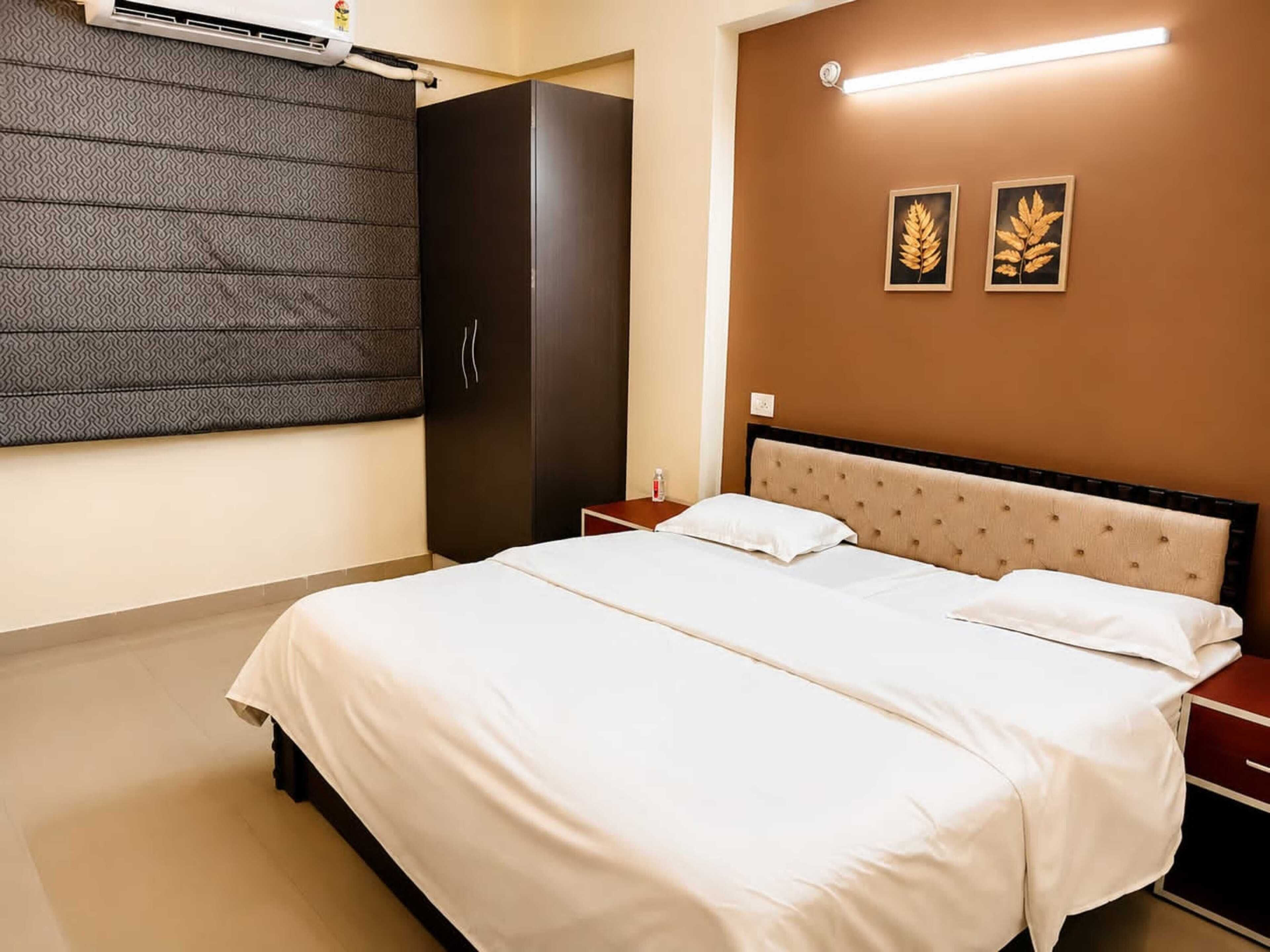 Apartment | Rollaway beds, bed sheets