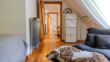 4 Schlafzimmer, Bügeleisen/Bügelbrett, WLAN, Bettwäsche