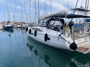 A marina with multiple sailboats docked. - Sun-Kissed Sailing Adventure in the Ionian Islands, Lefkada (Lefkada)