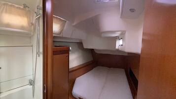 4 bedrooms
