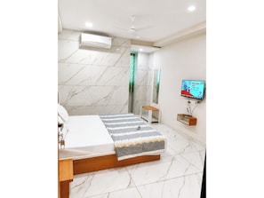 Deluxe Double Room, Multiple Beds, Air conditioning | View from room - Hotel Janata In Gujarat (Vapi)