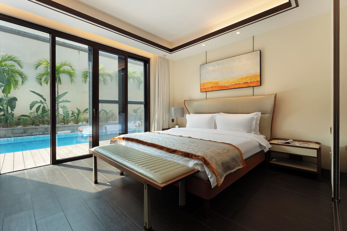Biệt thự Tiêu chuẩn, ban công, quang cảnh vườn | Màn/rèm cản sáng, bàn ủi/dụng cụ ủi quần áo