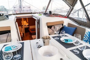 Outdoor dining - Sun-Kissed Sailing Adventure in the Ionian Islands, Lefkada (Lefkada)