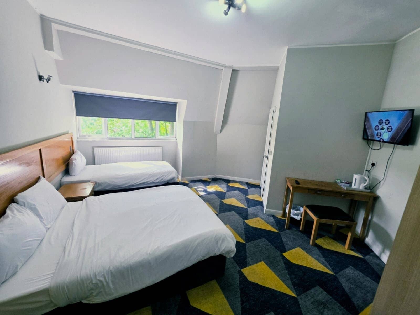 Family Triple Room | Free WiFi