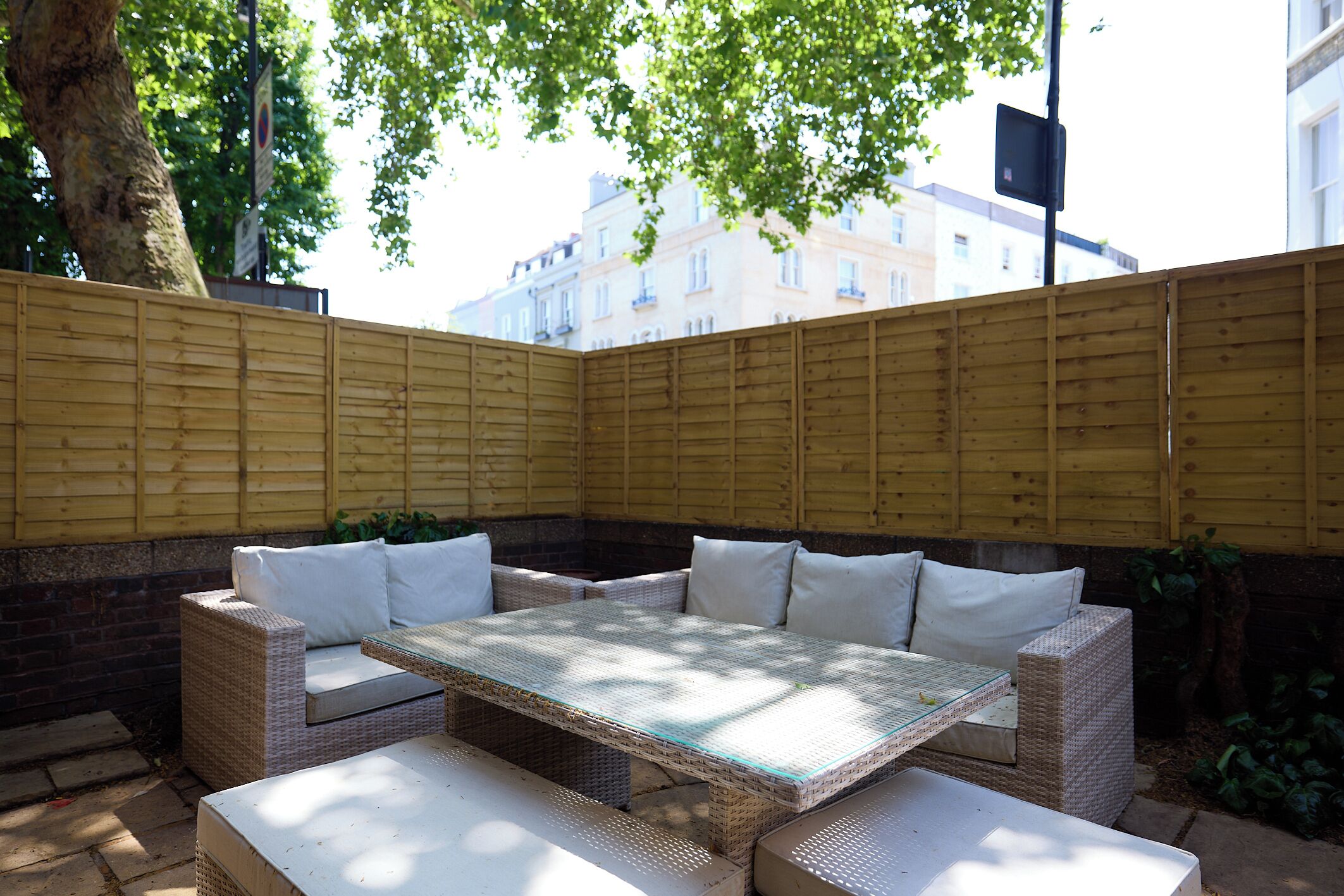 Apartemen | Tempat makan outdoor