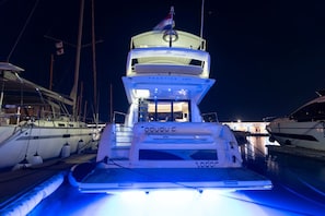 Marina - Dubrovnik Delight: A Sun-Kissed Sailing Experience (Komolac)
