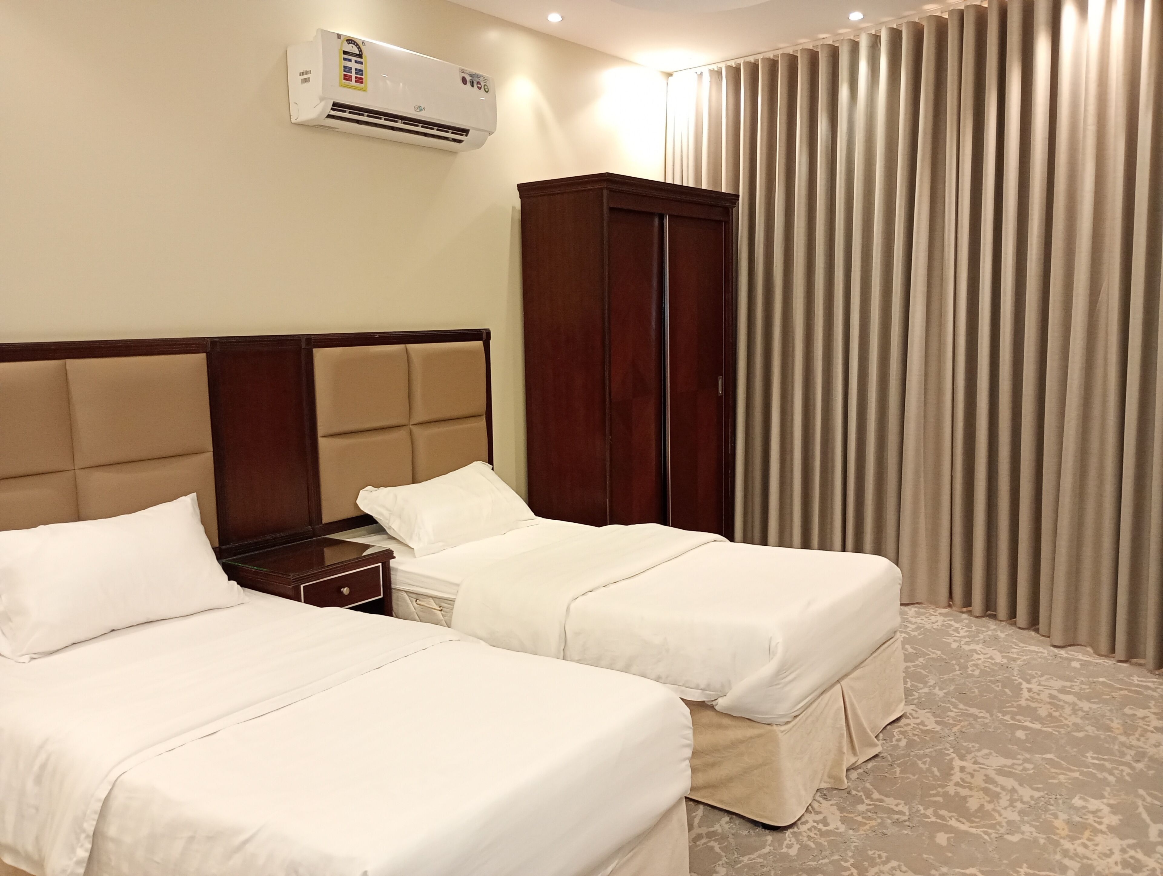In-room safe, laptop workspace, blackout drapes, WiFi (free)