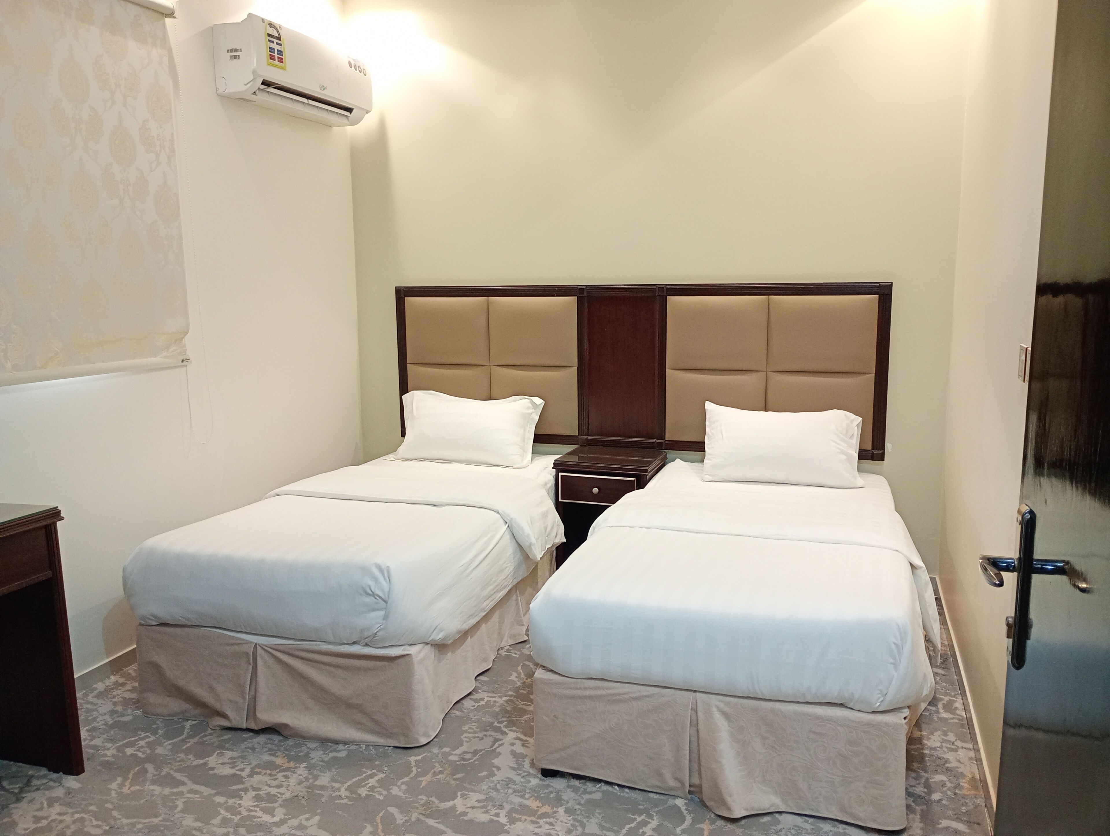 Apartment, Park View | In-room safe, laptop workspace, blackout drapes, WiFi (free)