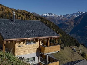 Exterior - Huwetz 2. OG Süd Appartement/Fewo, Dusche oder Bad, WC 4 Zimmerwohnung, 6-Betten by Interhome (Bettmeralp)