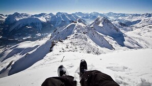 A snowy mountain landscape with a clear sky. - Alphütte Bielerchäller Appartement/Fewo, Dusche oder Bad, WC, 1 Schlafraum by Interhome (Fiesch)