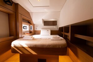 Room - Sun-kissed Sailing Adventure in the Ionian Islands (Preveza)