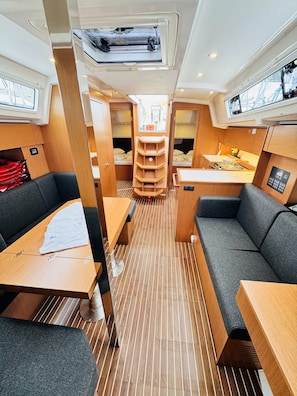 Room - Sun-Kissed Sailing Adventure in Northern Croatia (Novi Vinodolski)