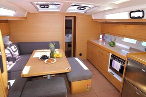 Dining - Sun-Kissed Sailing Adventure in Split, Croatia (Kaštel Gomilica)